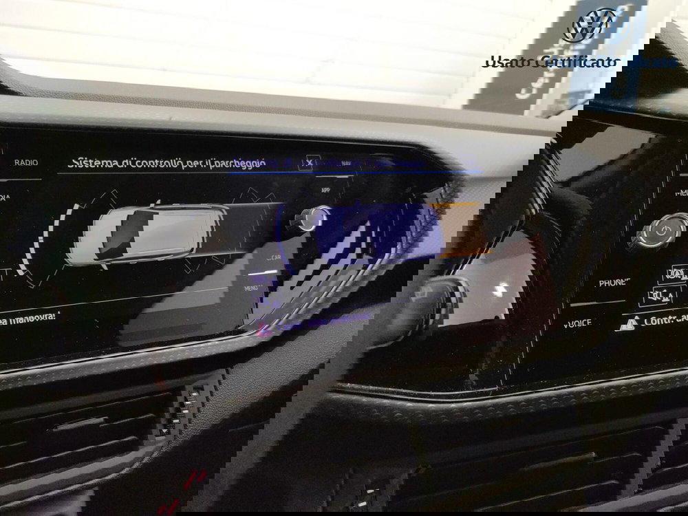 Volkswagen T-Cross usata a Varese (16)