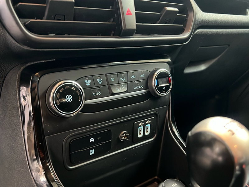 Ford EcoSport usata a Roma (19)