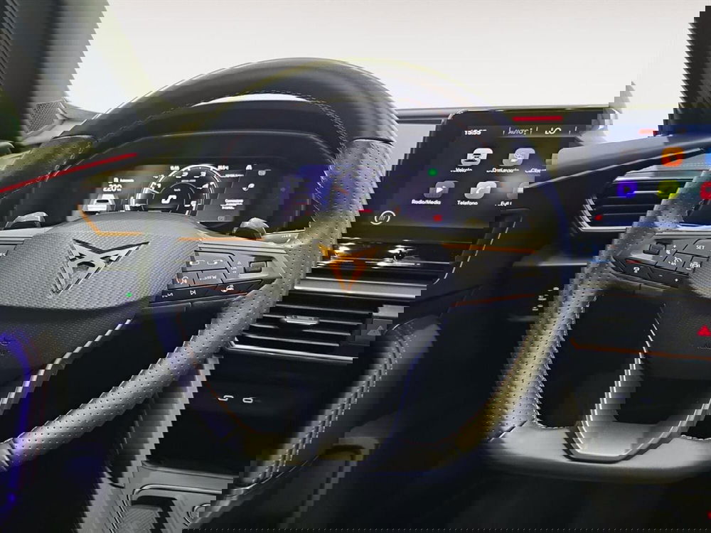 Cupra Formentor usata a Lecco (12)