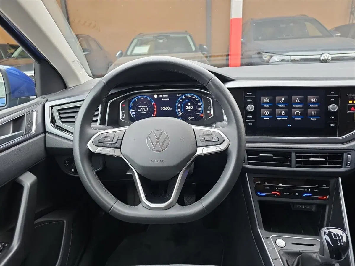 Volkswagen Polo usata a Lecco (10)