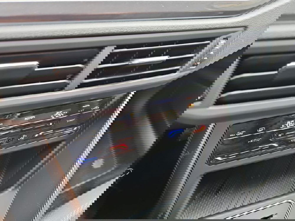 Volkswagen Polo usata a Lecco (16)