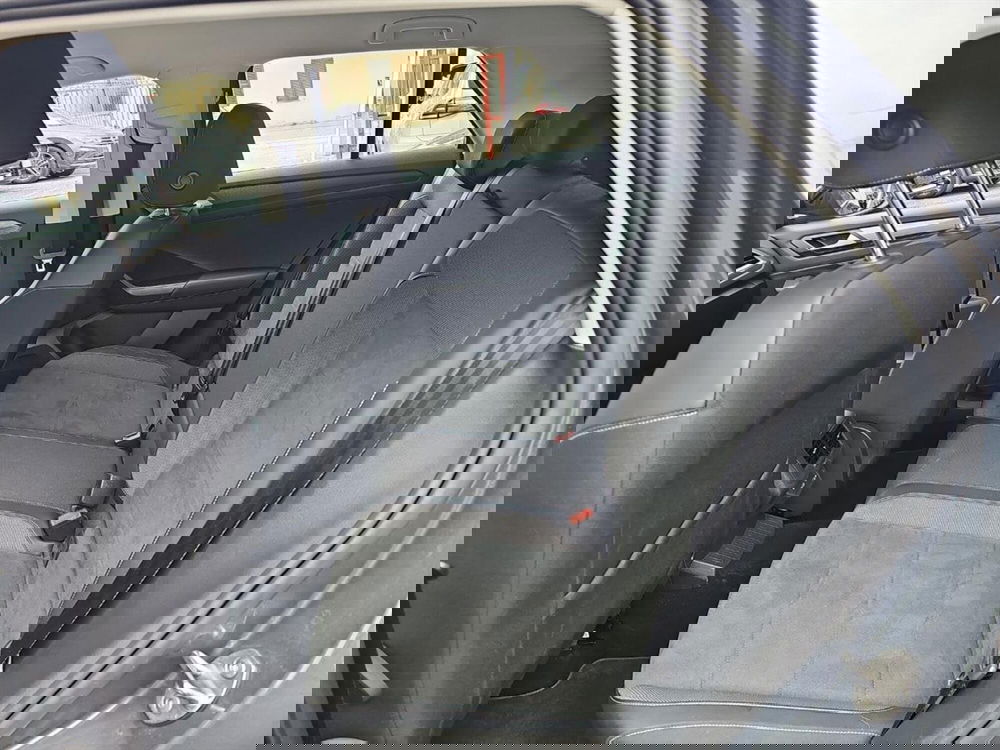 Volkswagen T-Roc usata a Lecco (10)