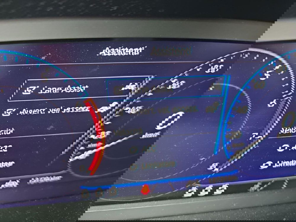 Volkswagen T-Roc usata a Lecco (15)