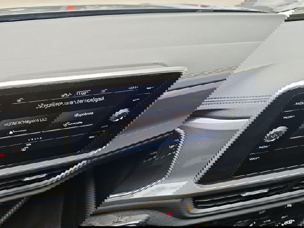 Volkswagen T-Roc usata a Lecco (17)