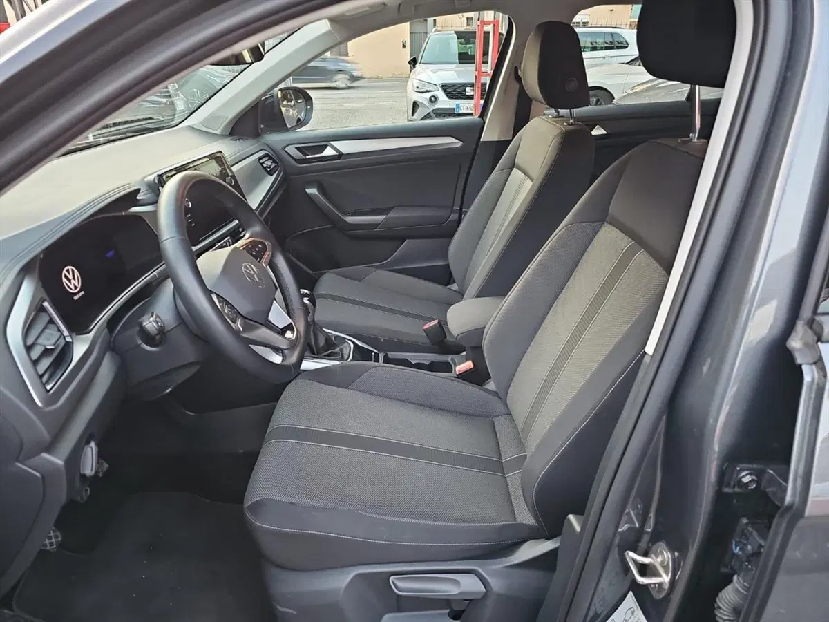 Volkswagen T-Roc usata a Lecco (11)