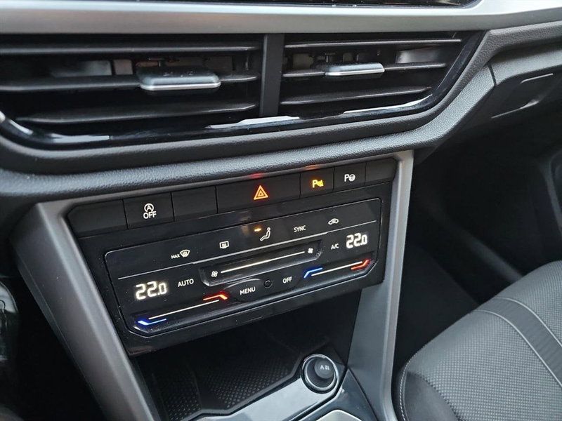 Volkswagen T-Roc usata a Lecco (14)