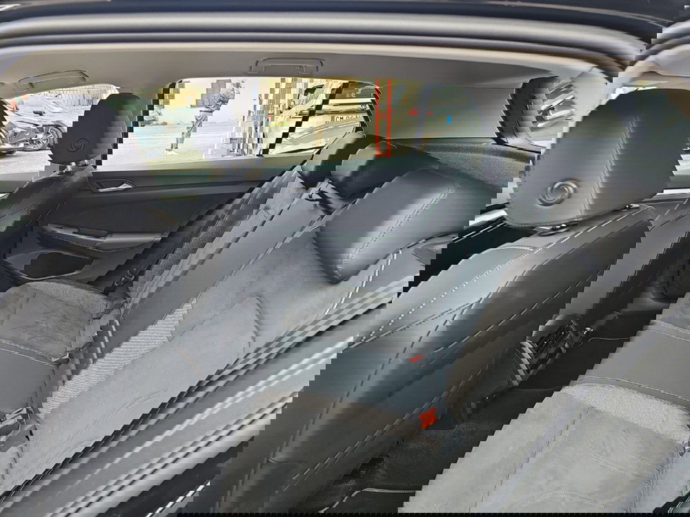 Volkswagen Golf usata a Lecco (11)