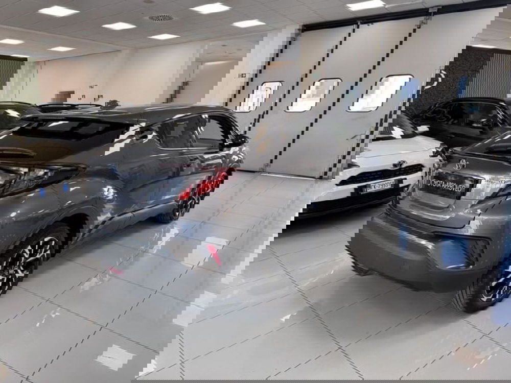 Toyota Toyota C-HR usata a Prato (4)