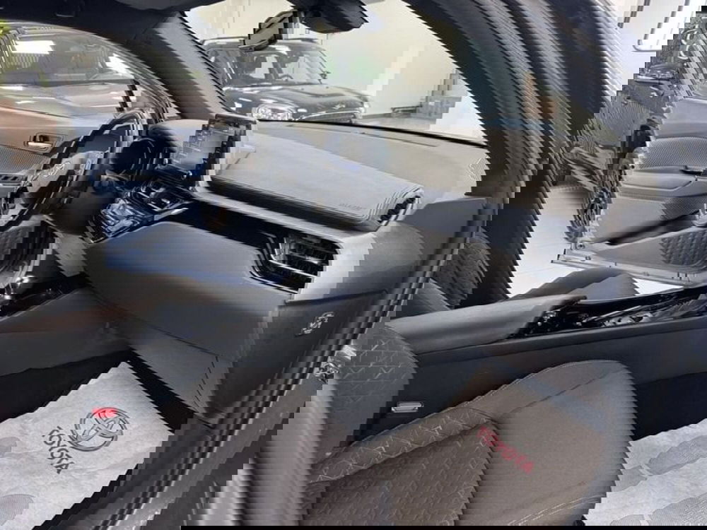 Toyota Toyota C-HR usata a Prato (7)
