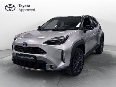 Toyota Yaris Cross 1.5 Hybrid 5p. E-CVT AWD-i Adventure del 2022 usata a Prato