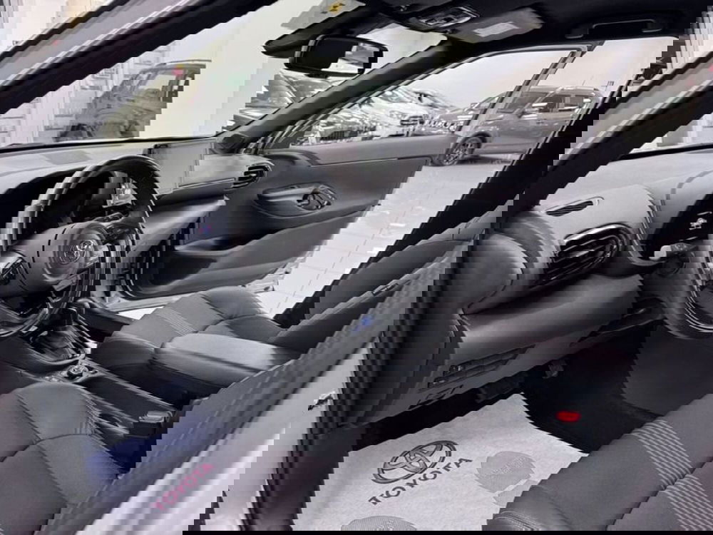 Toyota Yaris Cross usata a Prato (6)