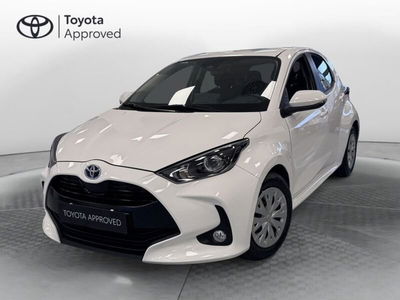 Toyota Yaris 1.5 Hybrid 5 porte Energy del 2023 usata a Prato