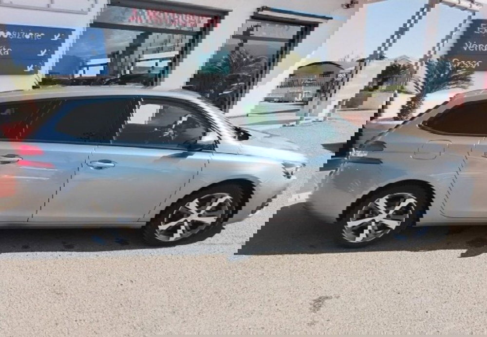 Peugeot 308 SW usata a Cosenza (4)