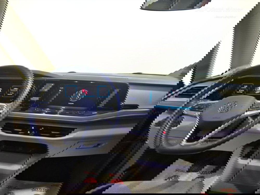 Volkswagen Multivan usata a Padova (12)