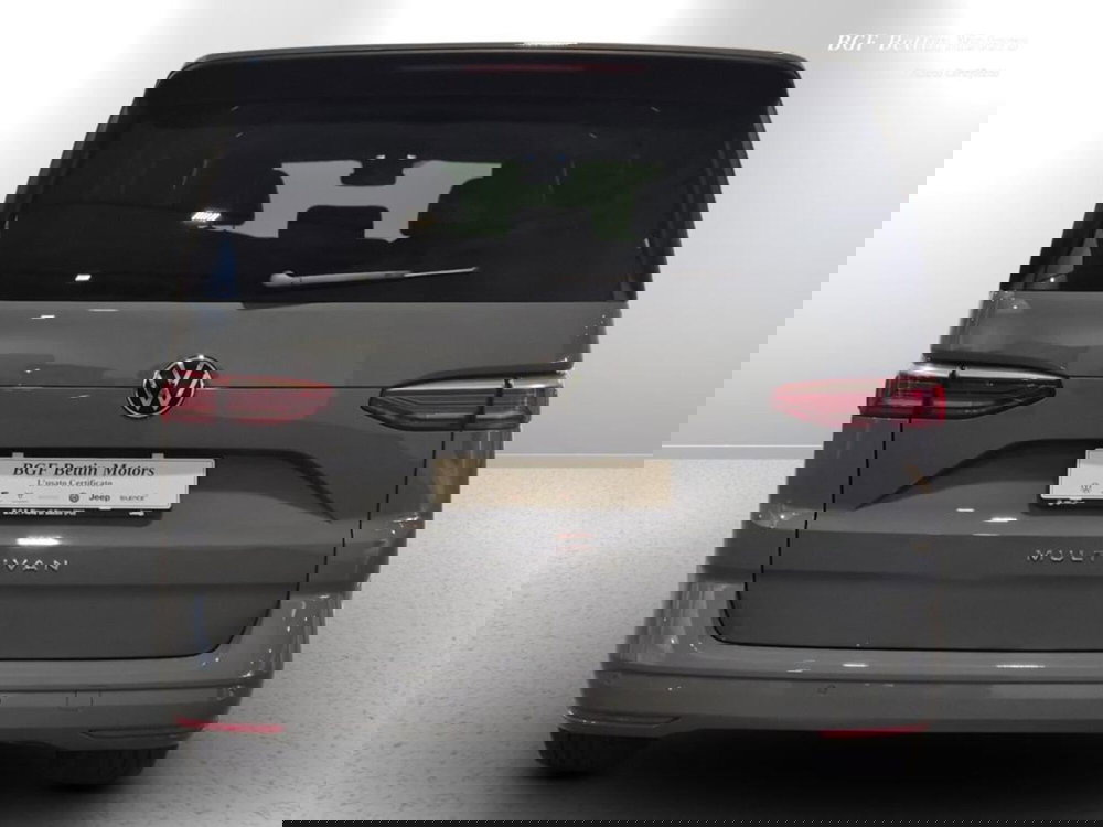 Volkswagen Multivan usata a Padova (8)