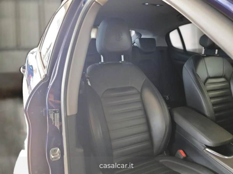 Alfa Romeo Stelvio usata a Salerno (13)