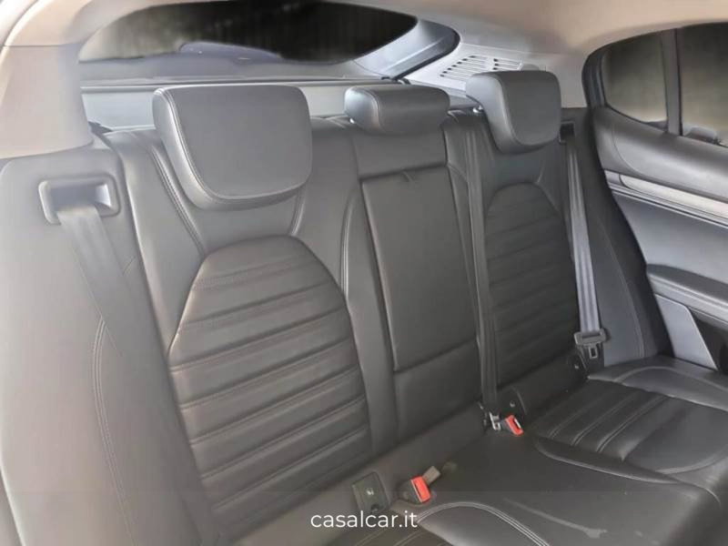 Alfa Romeo Stelvio usata a Salerno (15)