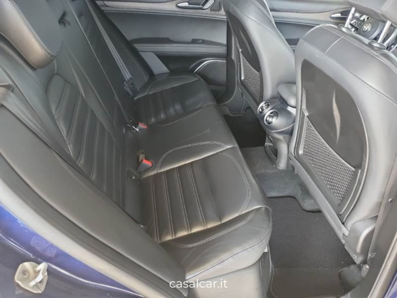 Alfa Romeo Stelvio usata a Salerno (16)