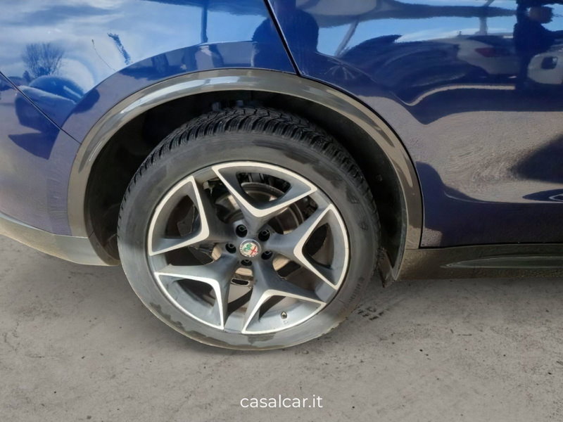 Alfa Romeo Stelvio usata a Salerno (18)