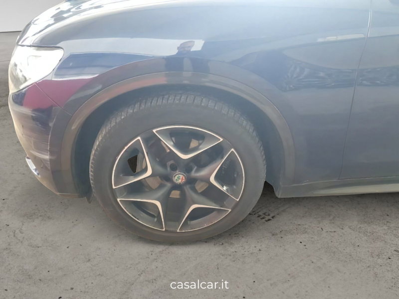 Alfa Romeo Stelvio usata a Salerno (20)