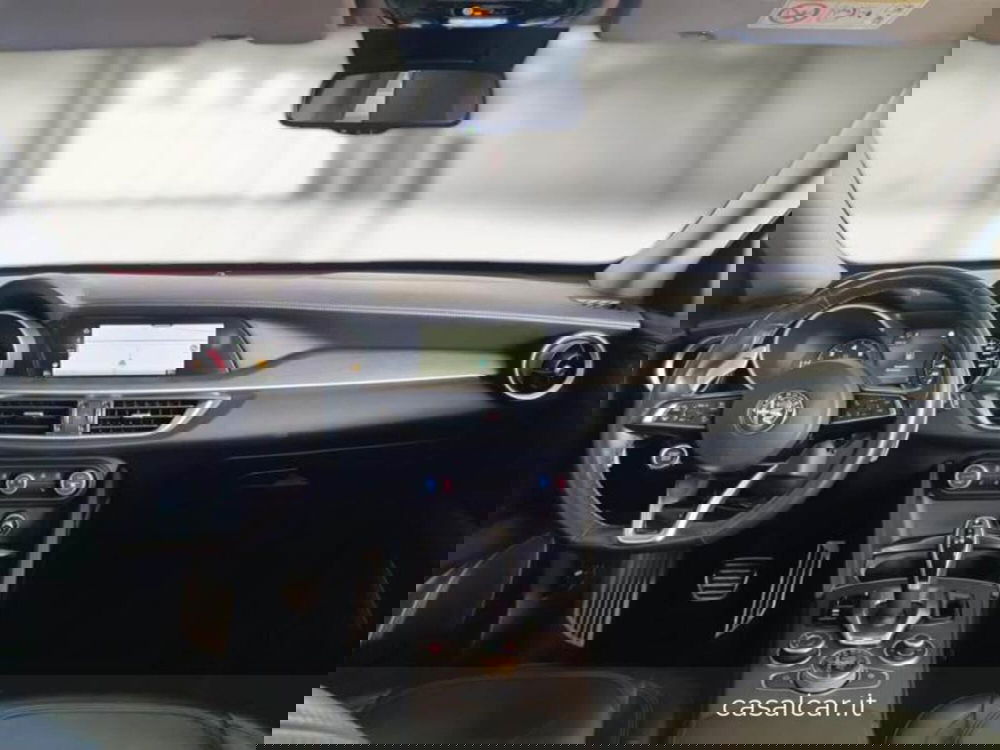 Alfa Romeo Stelvio usata a Salerno (9)