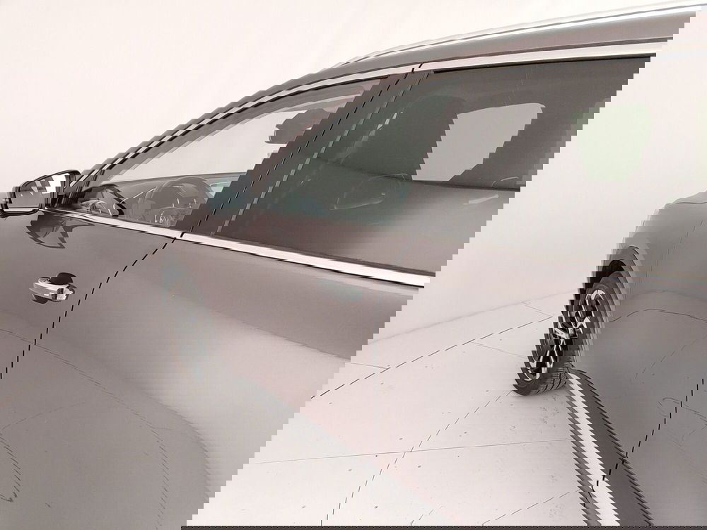 Mg HS usata a Caserta (11)