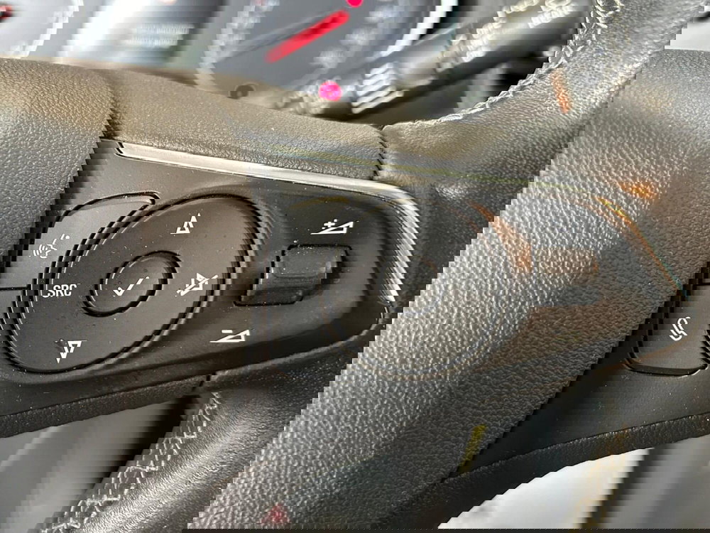 Opel Grandland X usata a Prato (16)