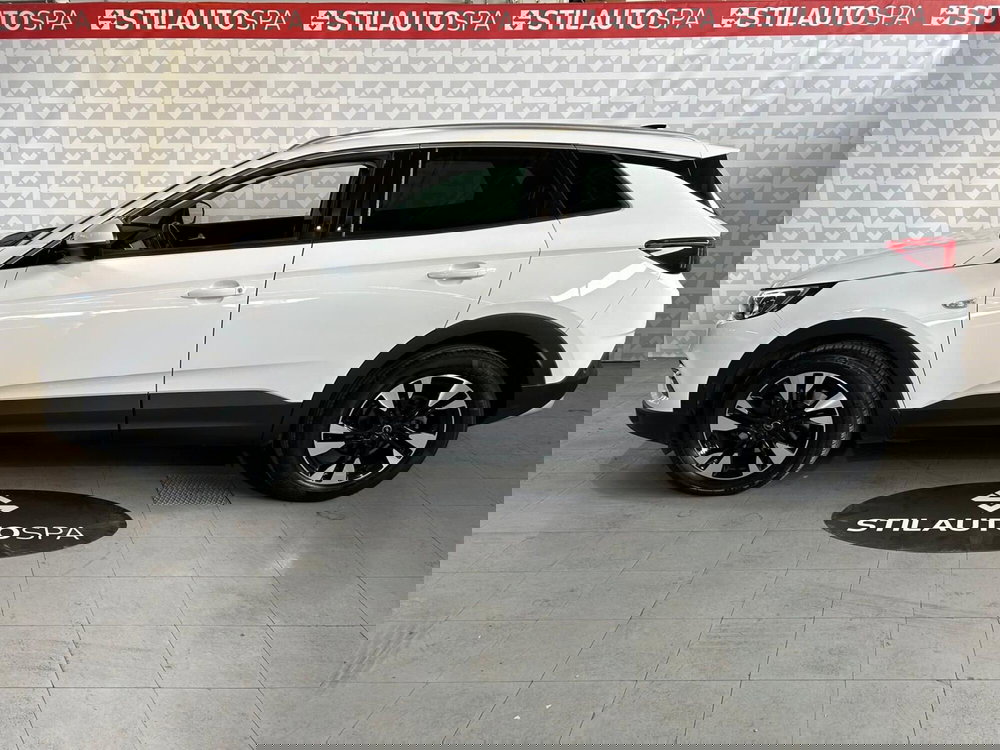 Opel Grandland X usata a Prato (3)