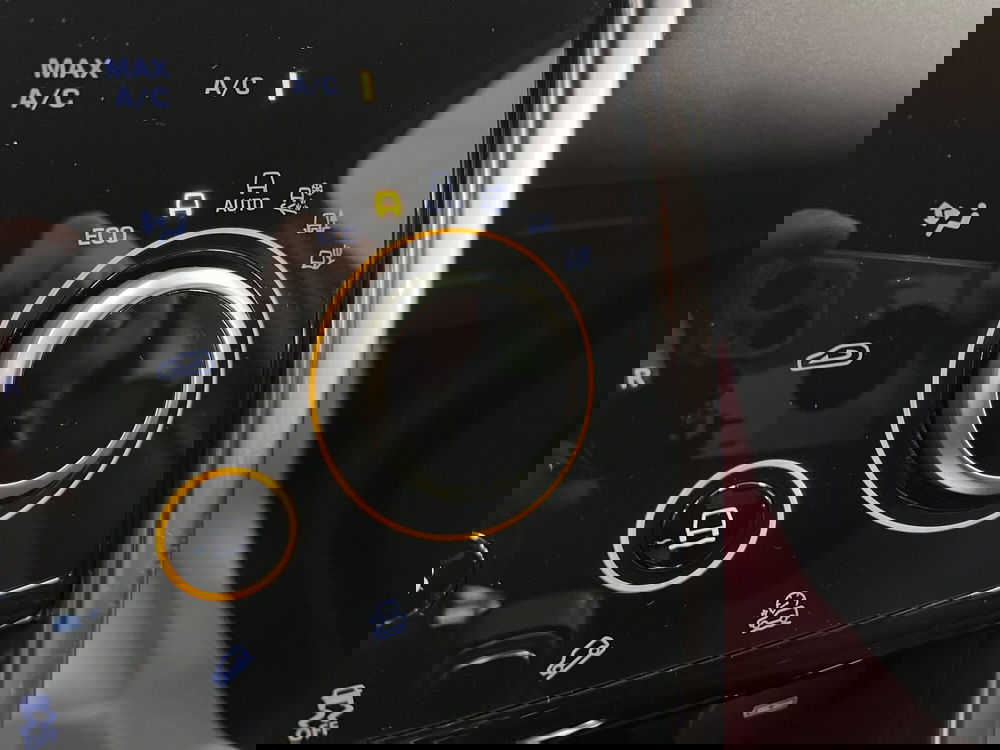 Land Rover Discovery Sport usata a Prato (14)