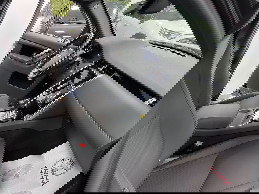 Land Rover Discovery Sport usata a Prato (8)