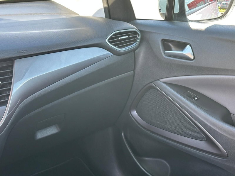 Opel Crossland X usata a Pistoia (13)