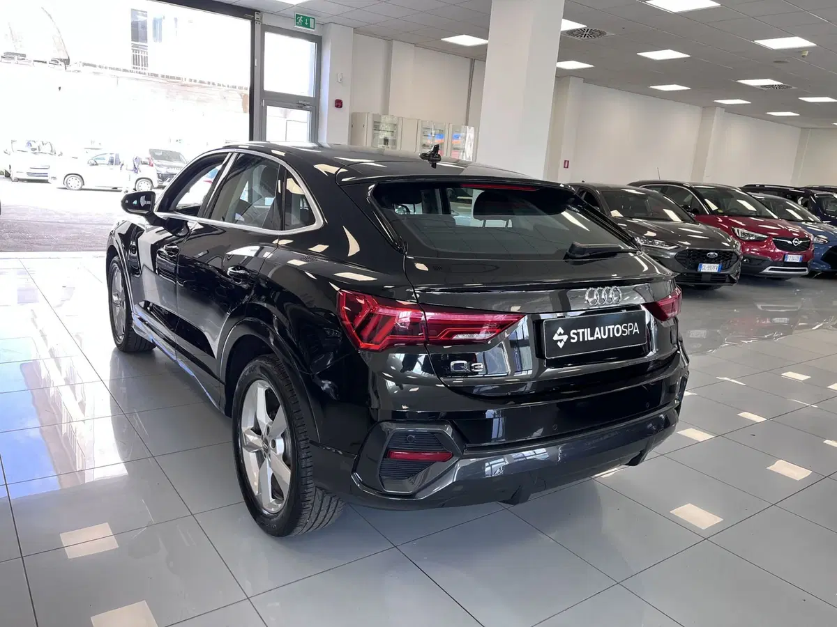 Audi Q3 Sportback usata a Prato (4)