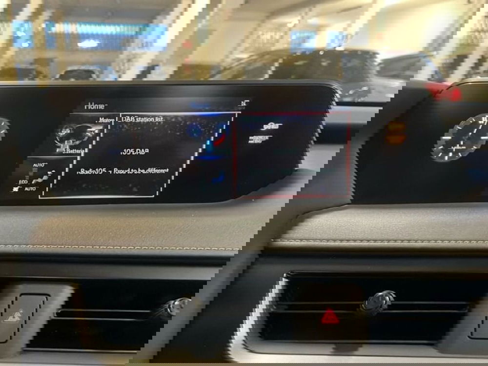 Lexus UX usata a Vicenza (14)