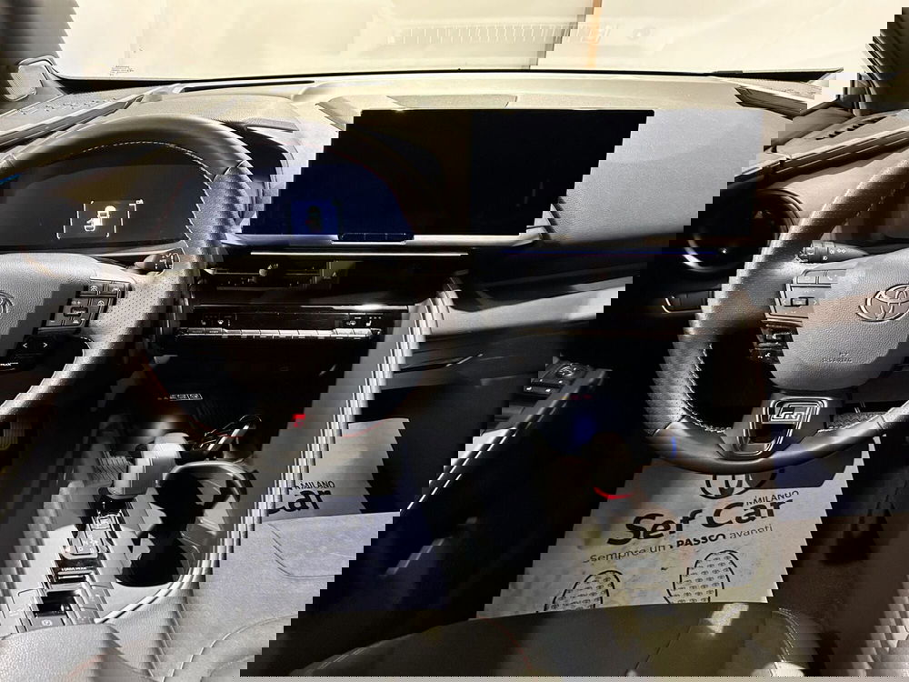 Toyota Toyota C-HR usata a Milano (10)