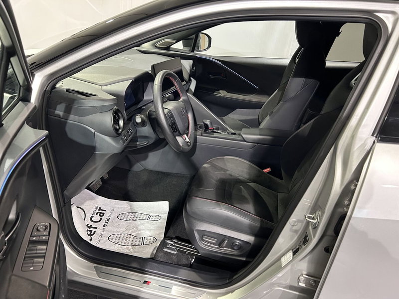 Toyota Toyota C-HR usata a Milano (12)