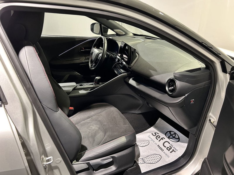 Toyota Toyota C-HR usata a Milano (13)