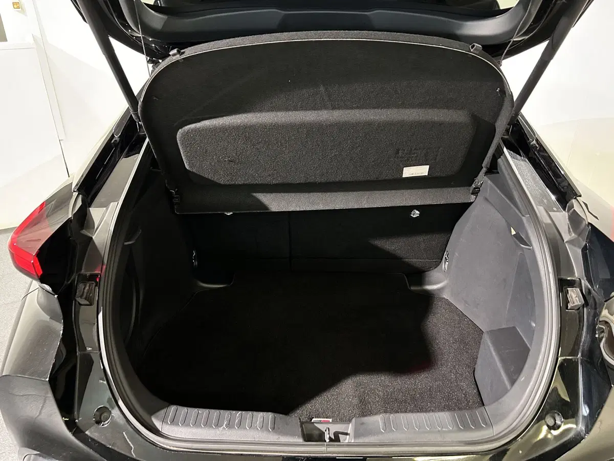 Toyota Toyota C-HR usata a Milano (6)