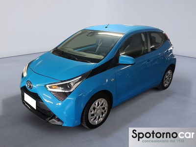 Toyota Aygo 1.0 VVT-i 72 CV 5 porte x-play del 2019 usata a Sesto San Giovanni