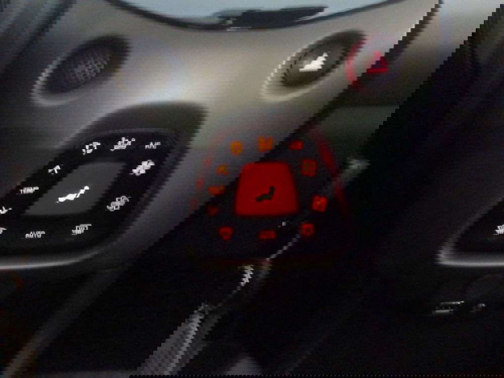 Toyota Aygo usata a Milano (16)