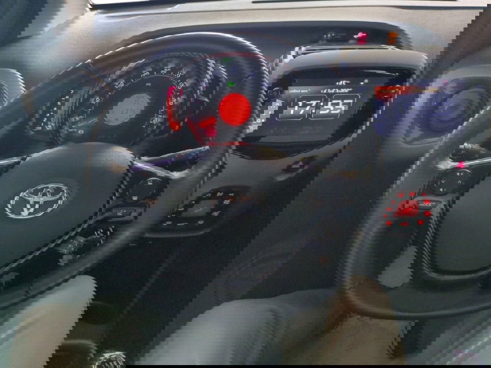 Toyota Aygo usata a Milano (12)