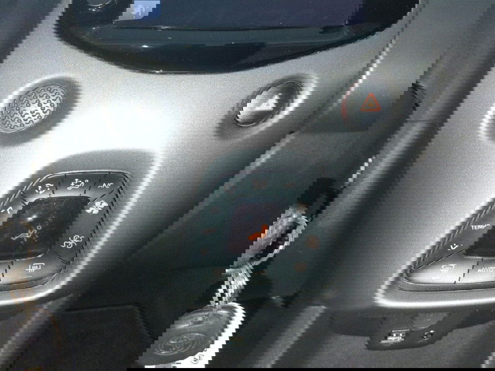 Toyota Aygo usata a Milano (15)