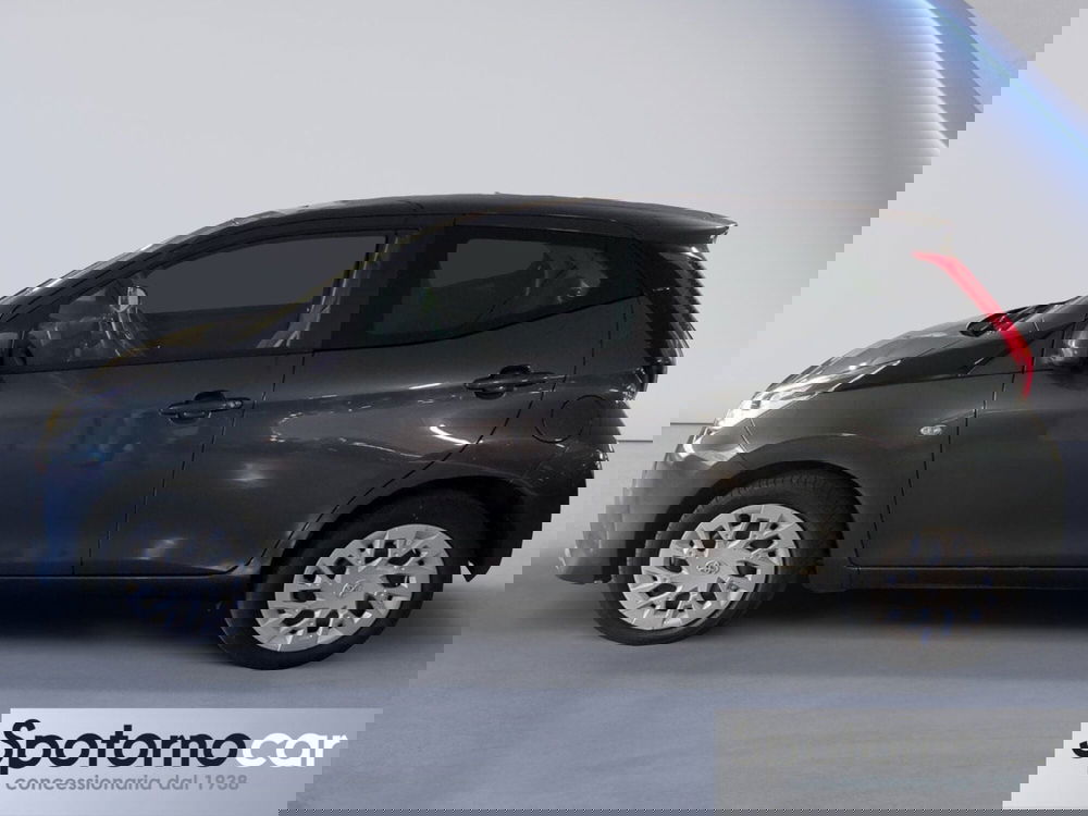 Toyota Aygo usata a Milano (3)