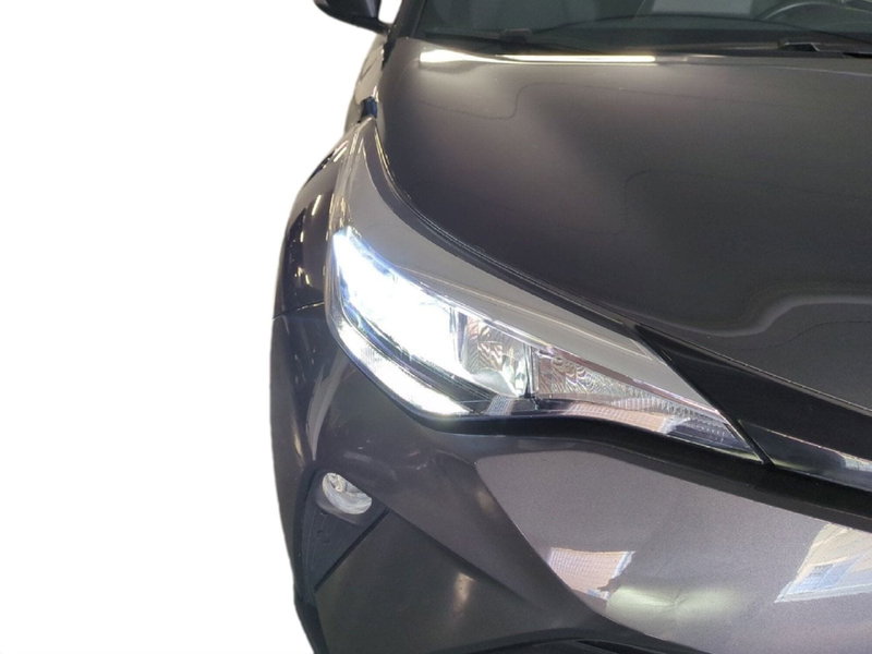 Toyota Toyota C-HR usata a Milano (10)