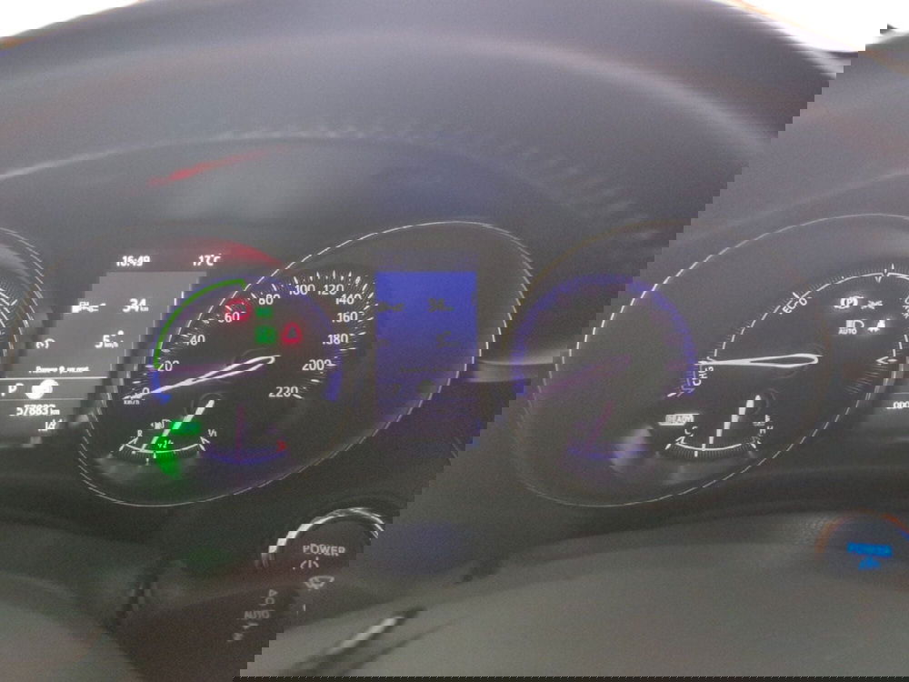 Toyota Toyota C-HR usata a Milano (14)