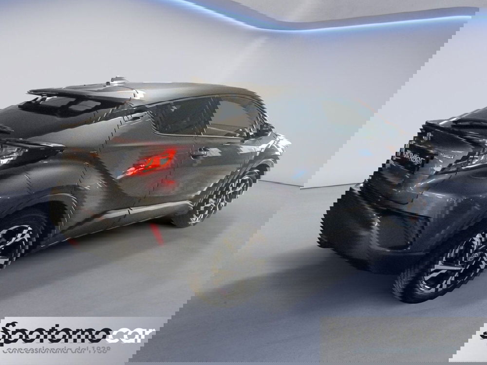 Toyota Toyota C-HR usata a Milano (6)