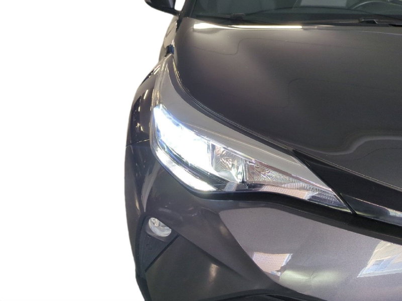 Toyota Toyota C-HR usata a Milano (10)