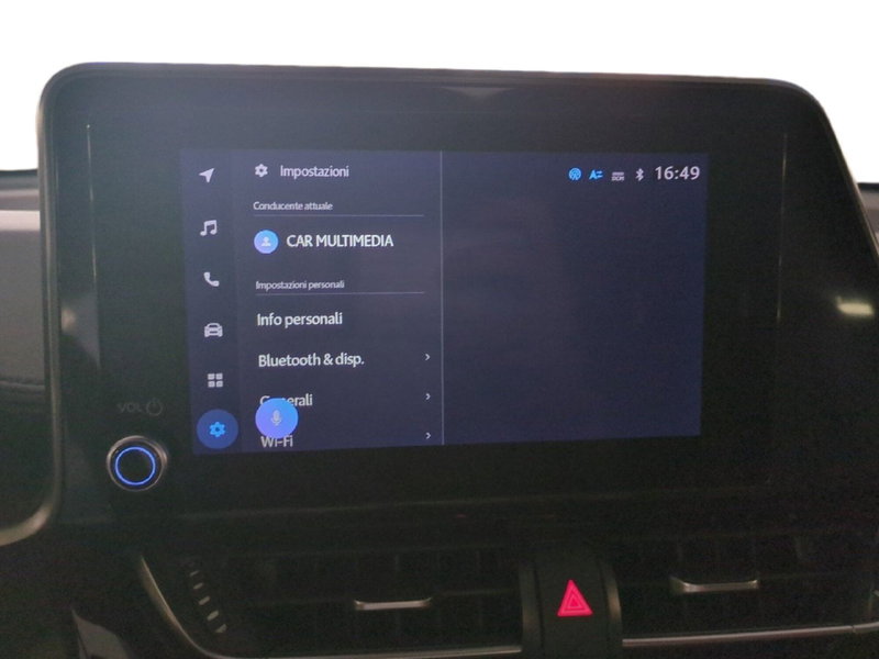 Toyota Toyota C-HR usata a Milano (14)