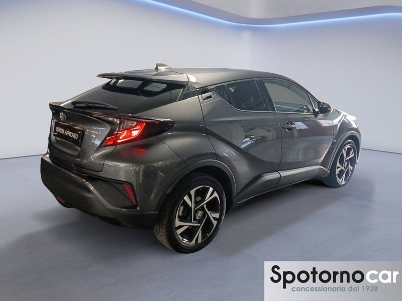 Toyota Toyota C-HR usata a Milano (6)