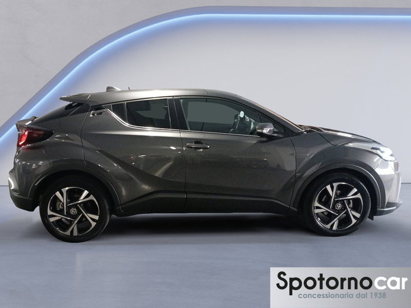 Toyota Toyota C-HR usata a Milano (7)