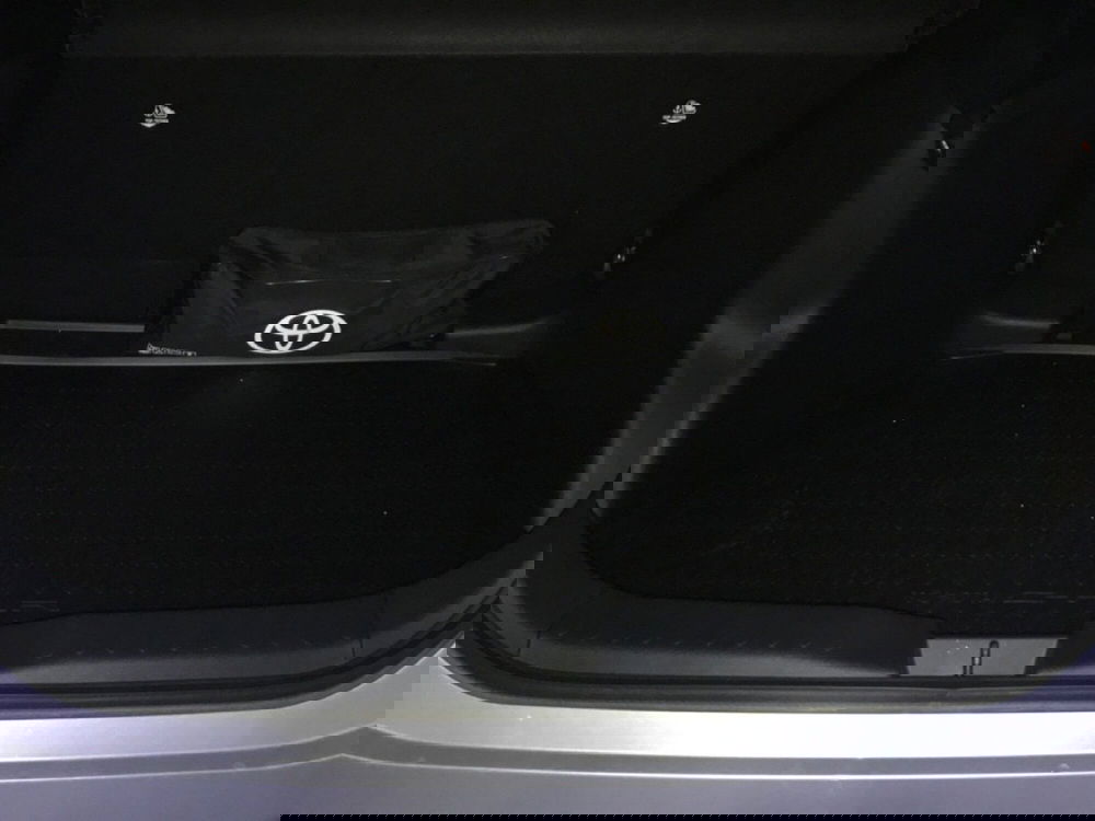 Toyota Toyota C-HR usata a Modena (11)